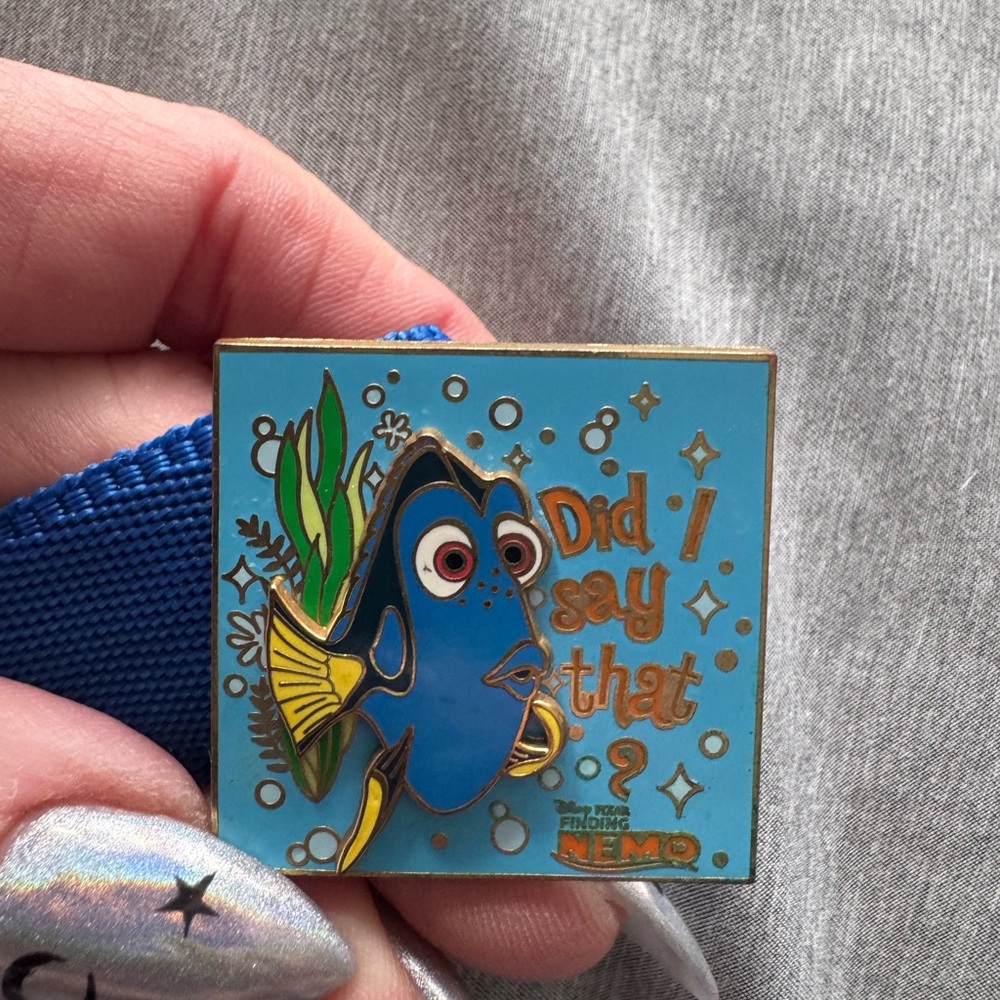Disney Dory collectors pin with Squir